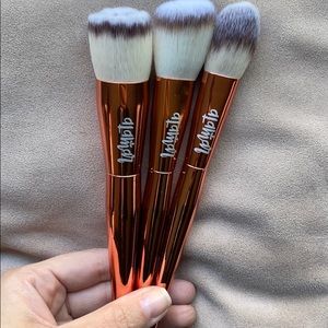 Alamar Complexion Brush Trio